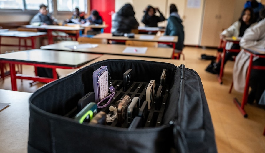 No cellulari al Liceo Malpighi di Bologna