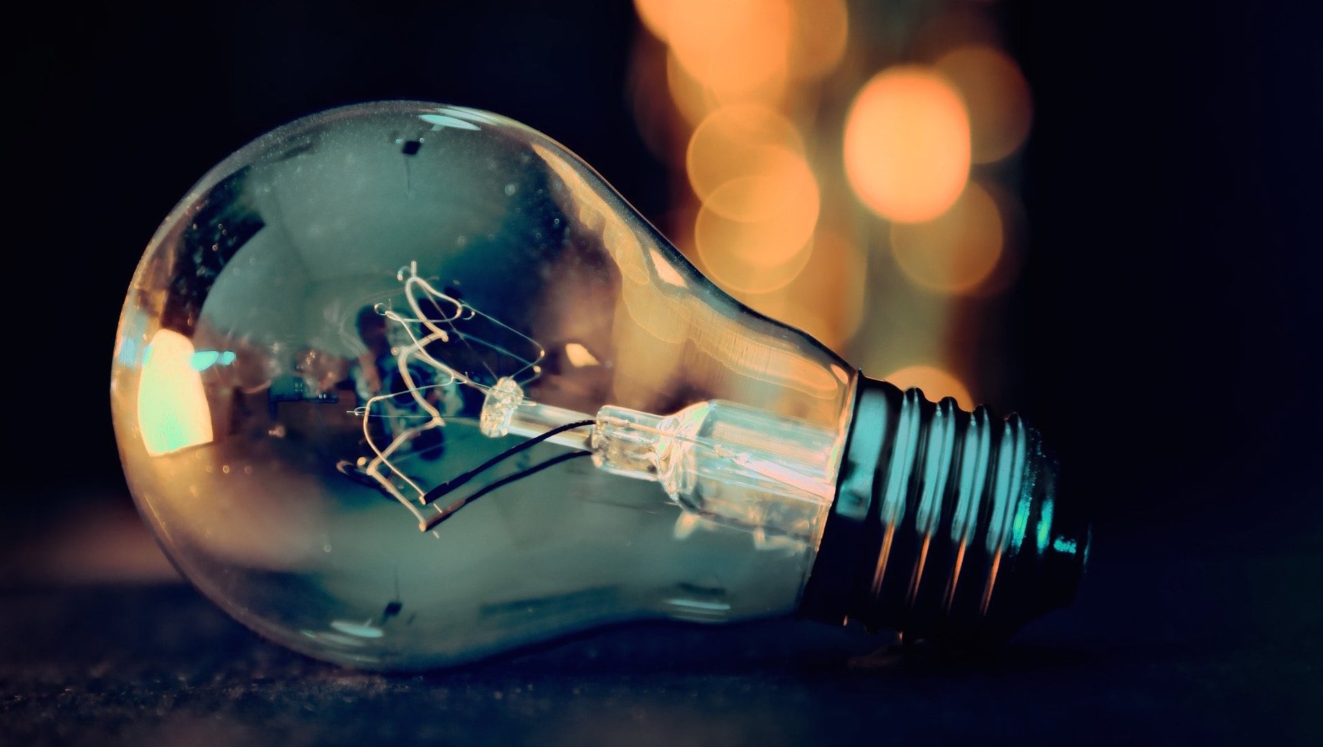 La luce e i suoi effetti sul colore | Fisica | Rai Scuola