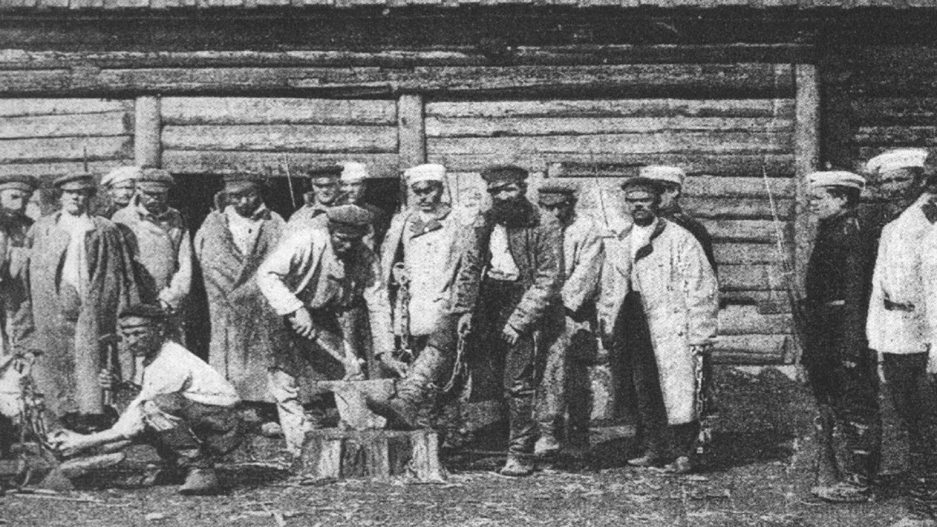 Storia Del Gulag. Dalla Collettivizzazione Al Grande Terrore Stalinismo: la vita nei gulag | Storia | Rai Scuola