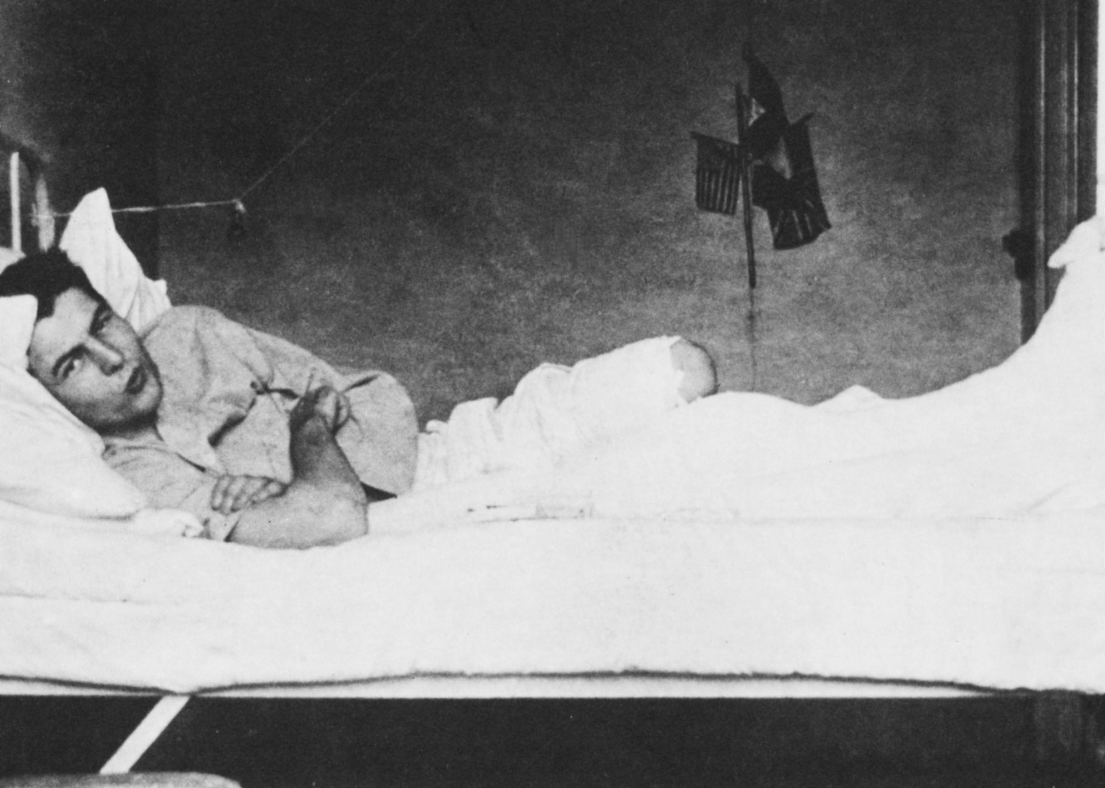 1918, Ospedale della Croce Rossa americana a Milano: Hemingway ricoverato dopo le ferite riportate al fronte
