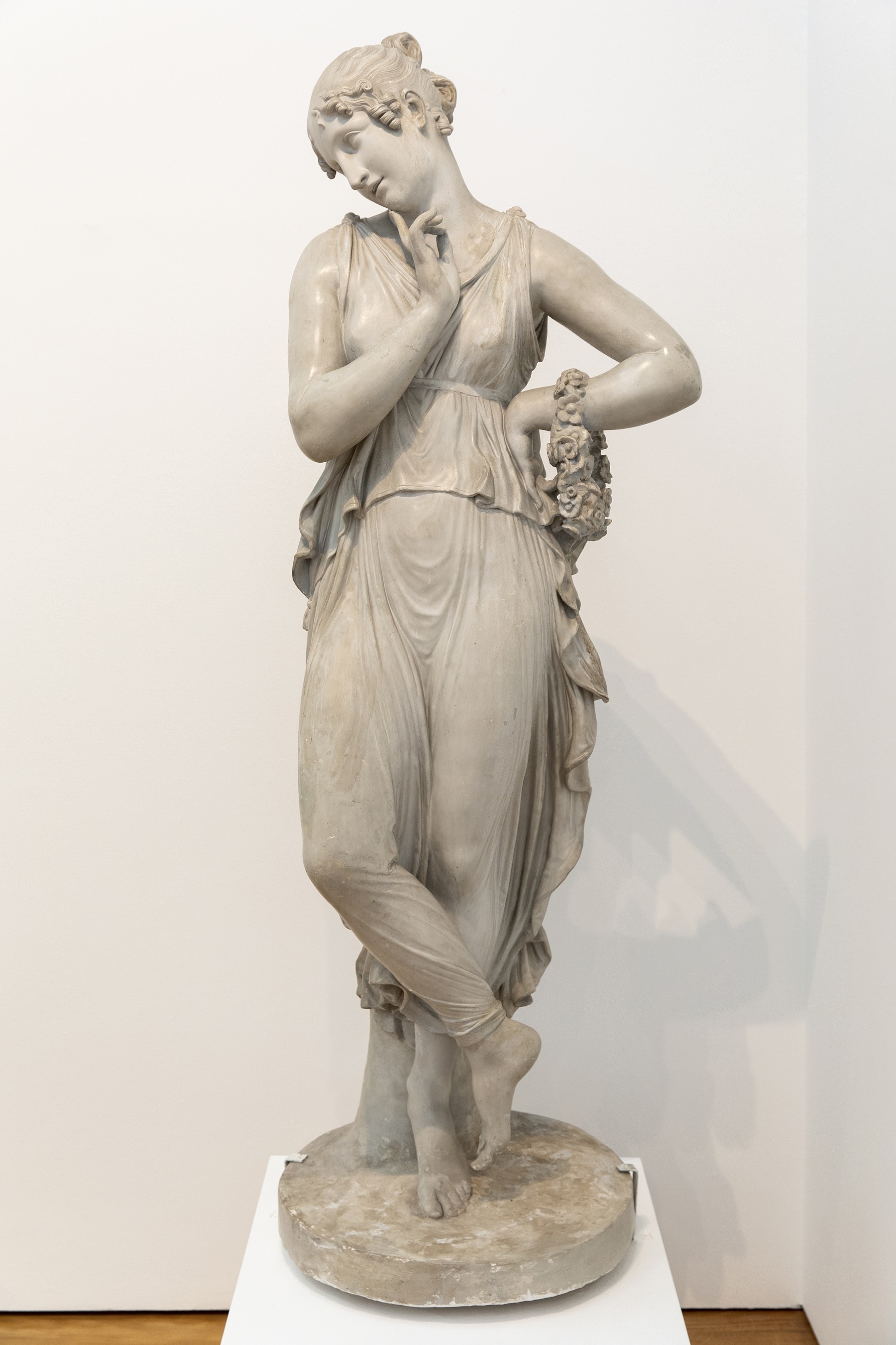 Antonio Canova, Danzatrice con dito al mento, 1809-1814, Gesso, 173x60x45 cm., Torino, Pinacoteca Agnelli