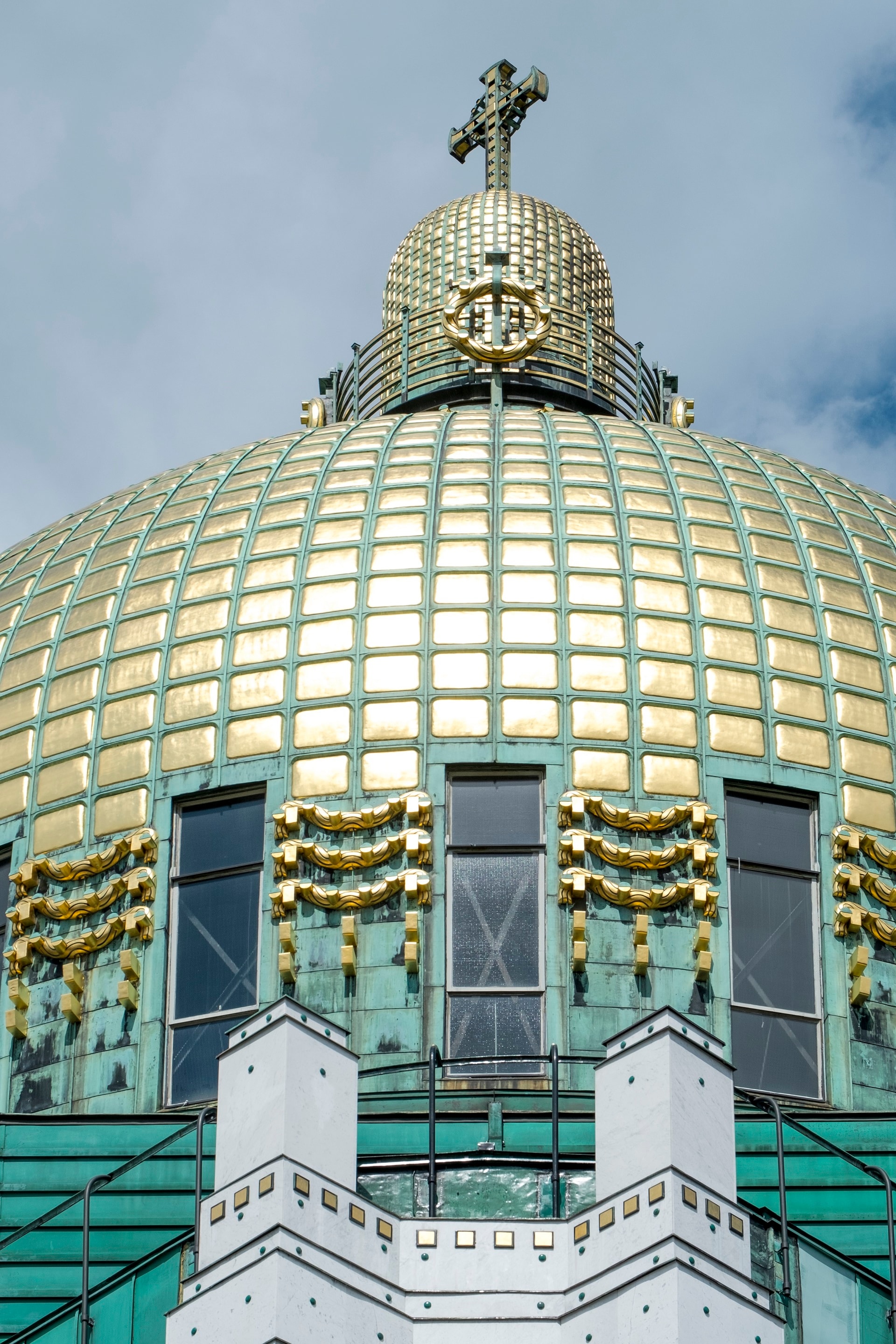 Otto Wagner, Chiesa di San Leopoldo, dettaglio della cupola, Vienna, 1904-1907