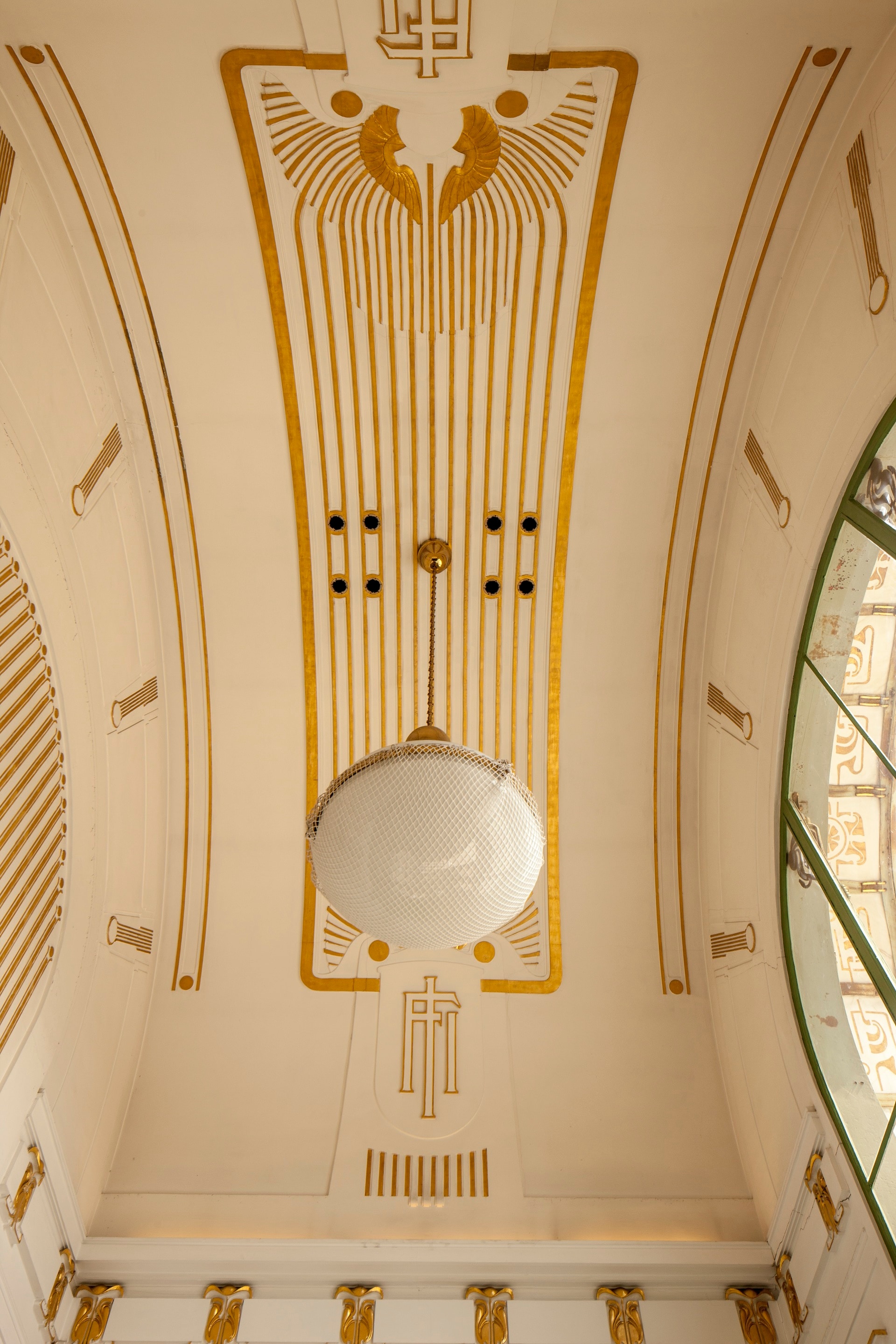 Otto Wagner, La stazione di Karlsplatz, dettaglio del soffitto dell’atrio interno, 1898-’99, Vienna